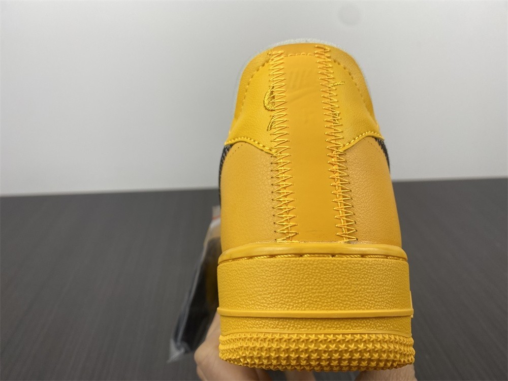 Off-White x Nike Air Force 1 Low “University Gold” DD1876-700