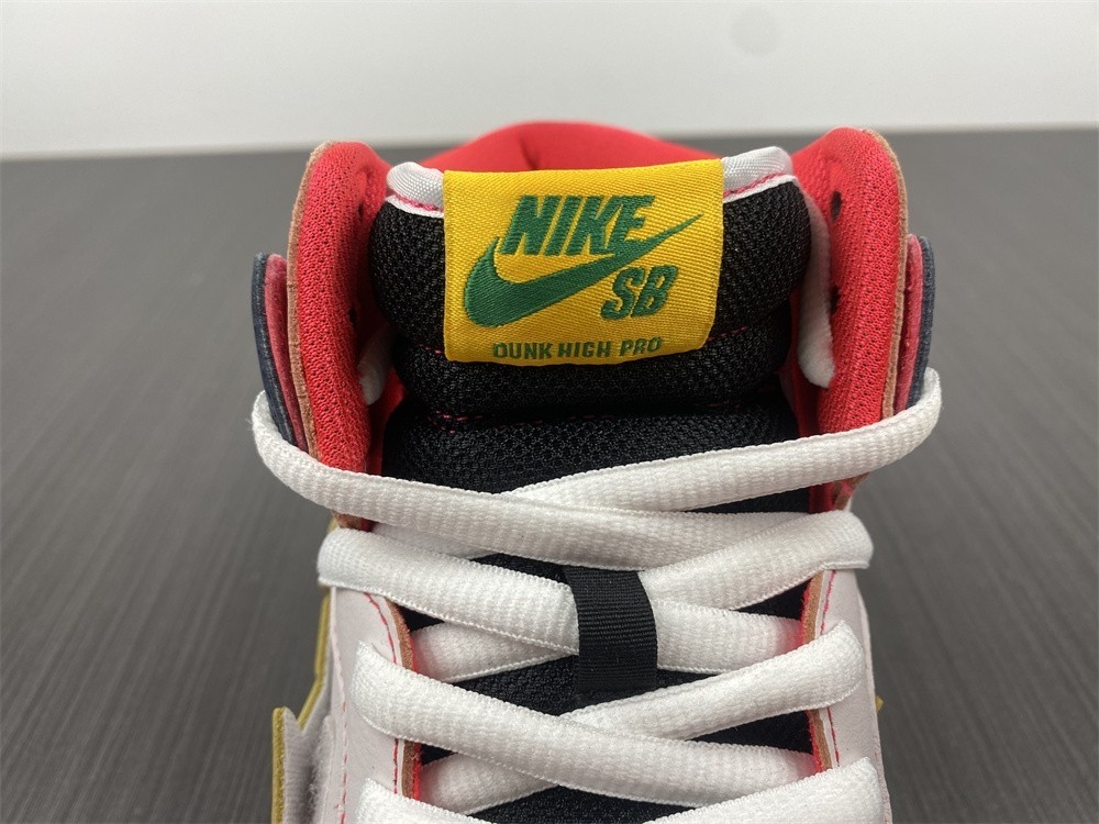 Gundam Nike SB Dunk High White DH7717-100