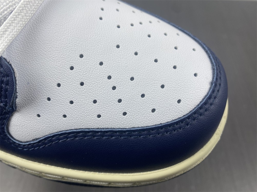 Nike Dunk Low "Vintage Navy" is Unveiled DD1503-115