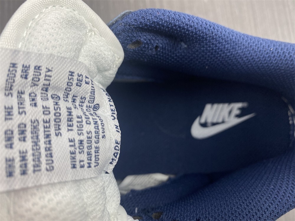 Nike Dunk Low "Vintage Navy" is Unveiled DD1503-115