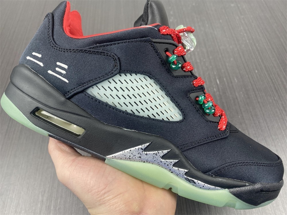 Air Jordan Retro 5 “Anthracite” DM4640-036
