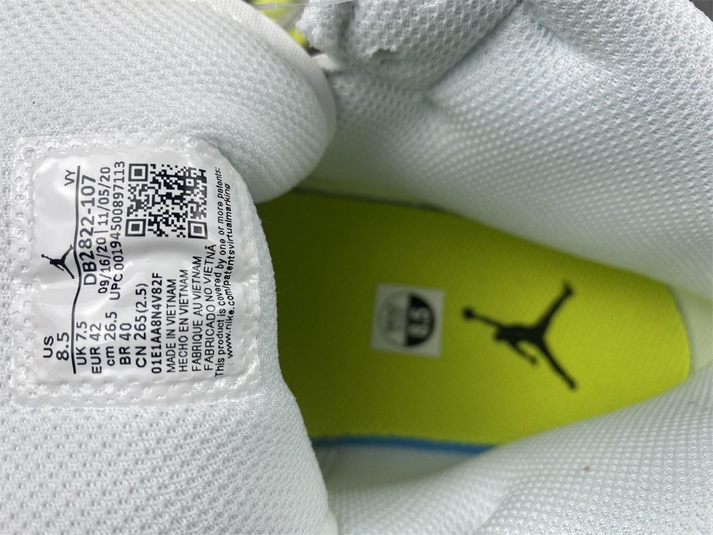 Air Jordan 1 Mid SE Voltage Yellow (W) - DB2822-107