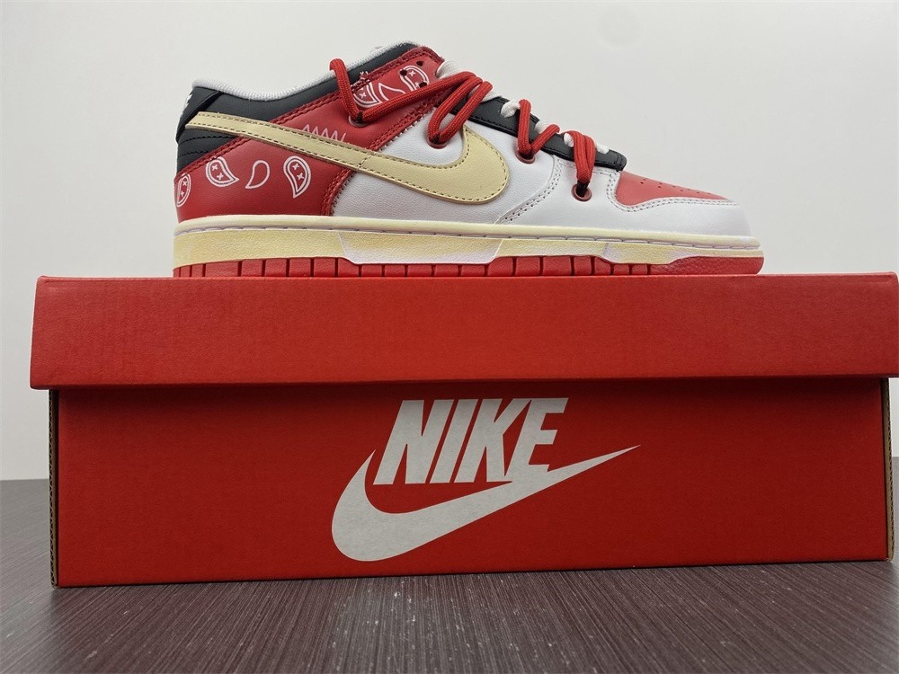 Nike Dunk Low Championship Red DD1391-600