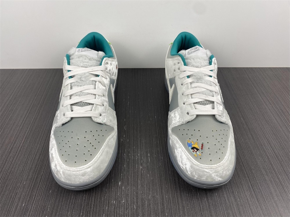 Nike Dunk Low Ice (W) - DO2326-001