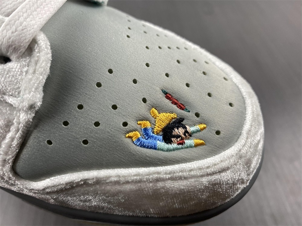 Nike Dunk Low Ice (W) - DO2326-001