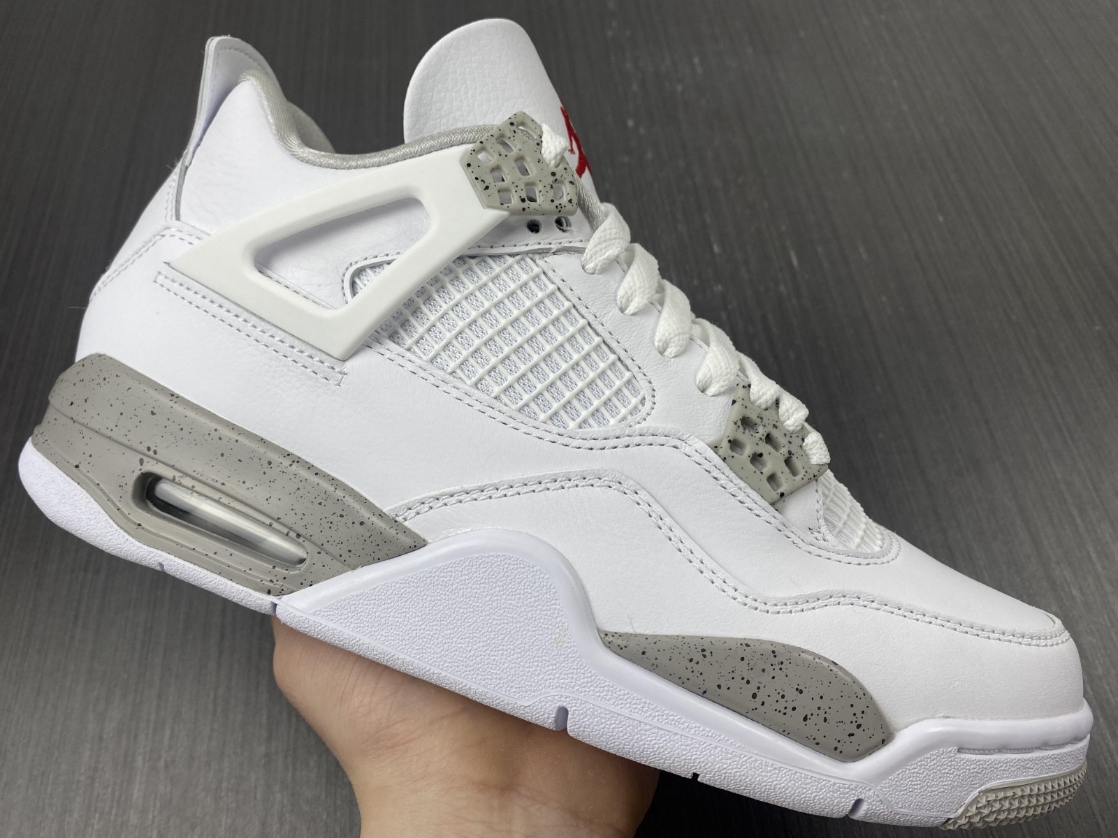 Air Jordan 4 Retro