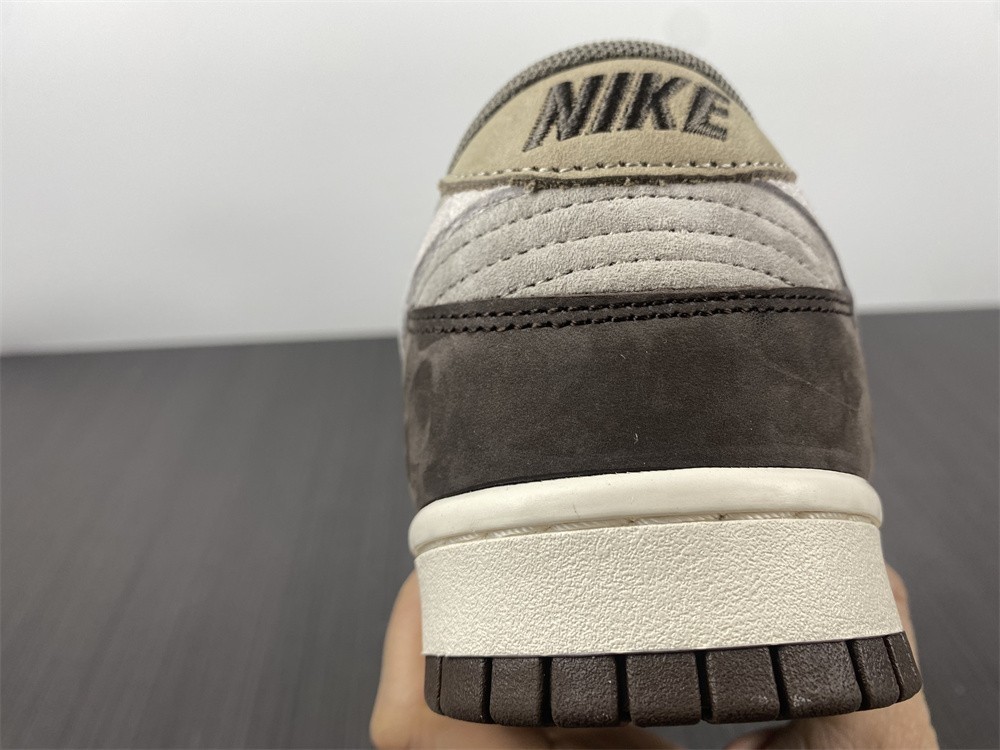 Otomo Katsuhiro x Nike SB Dunk Low Steamboy OST Grey Brown Mocha LF0039-001