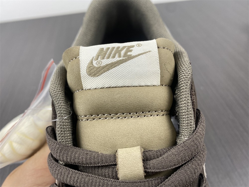 Otomo Katsuhiro x Nike SB Dunk Low Steamboy OST Grey Brown Mocha LF0039-001