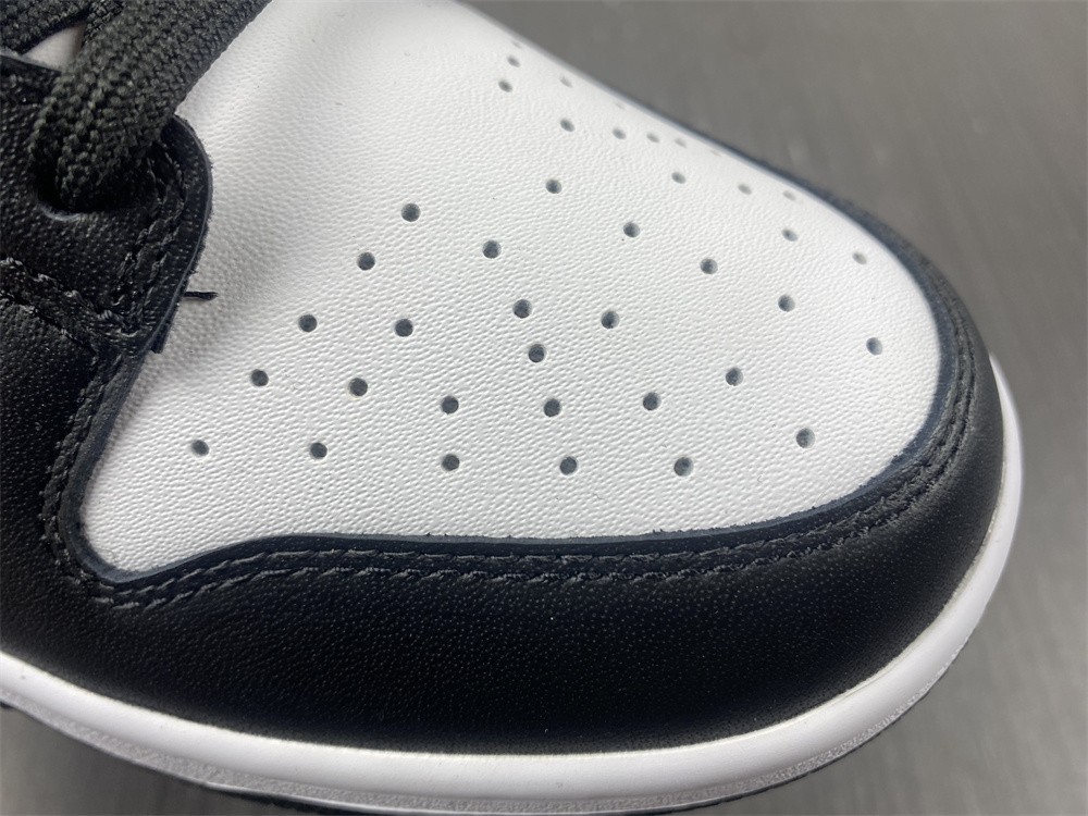 Nike Dunk Low Retro White Black (2021) DD1391-100