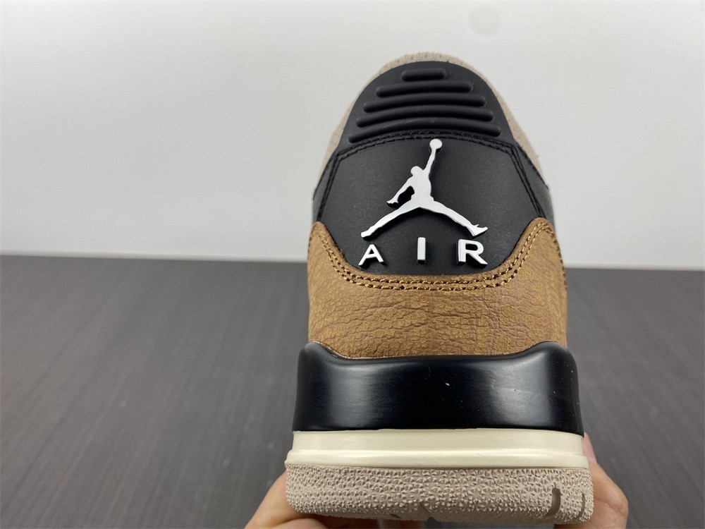 Air Jordan 3 Desert Cement CT8532-008