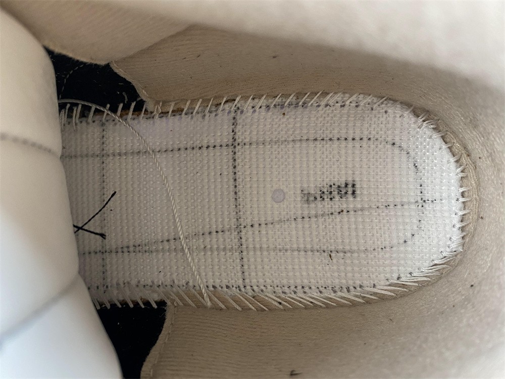 Air Jordan 3 Desert Cement CT8532-008