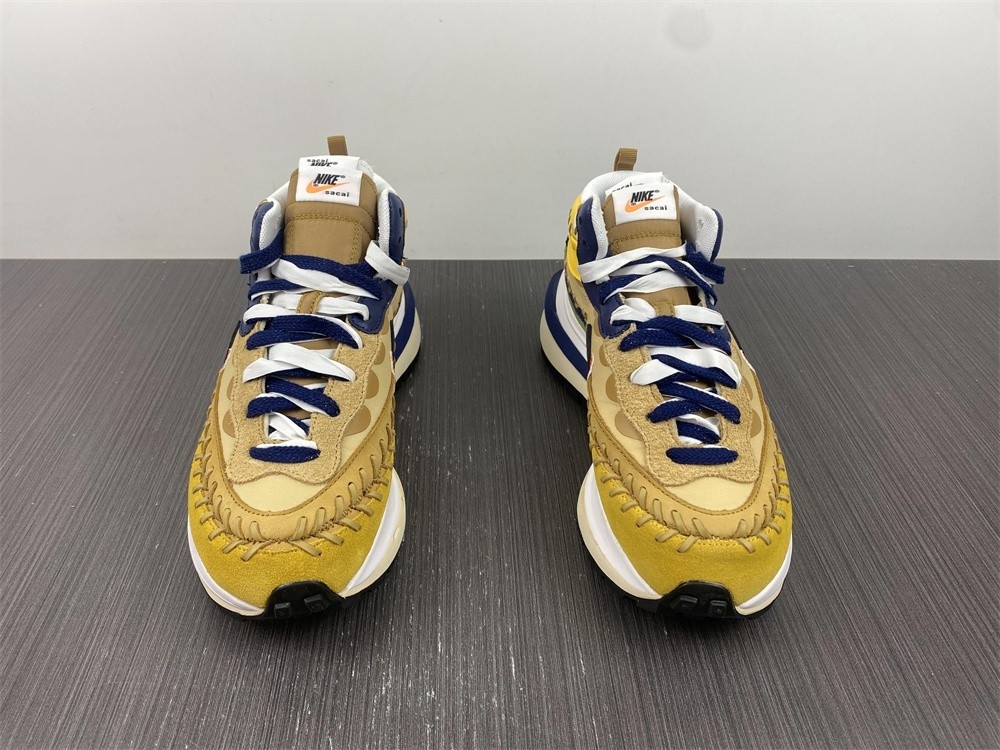 Nike Sacai x Jean Paul Gaultier x Nike VaporWaffle DH9186-200