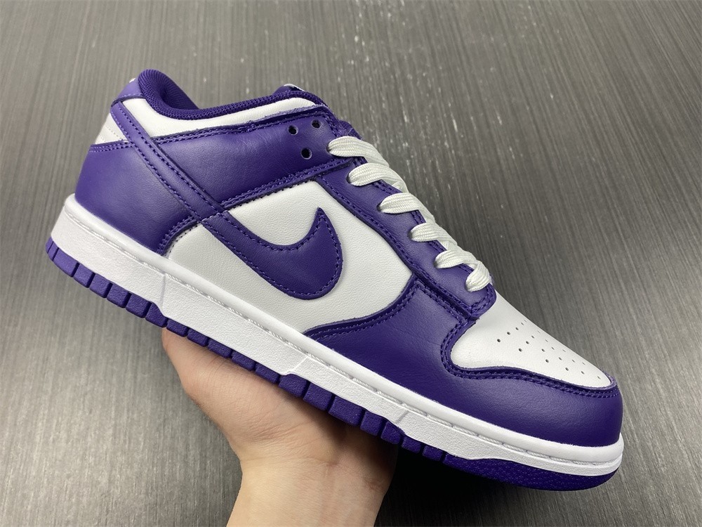 Nike Dunk Low Retro