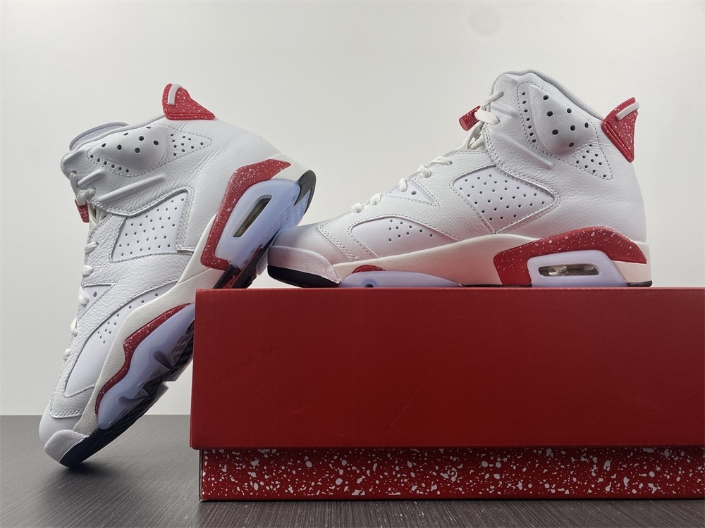 Air Jordan 6 Red Oreo CT8529-162
