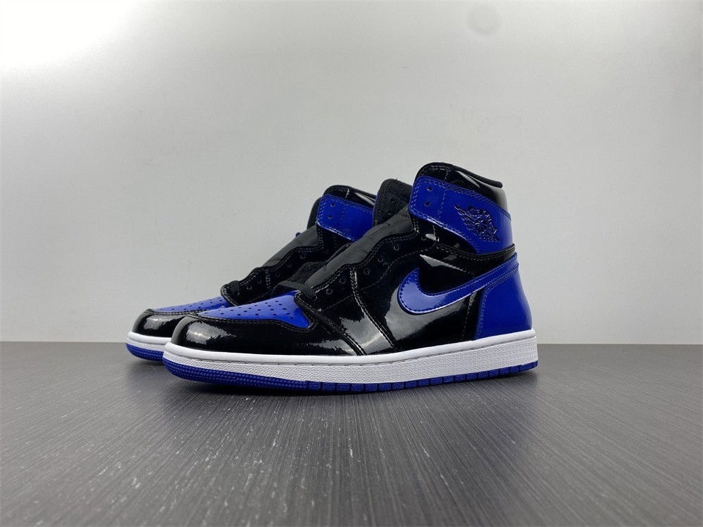 Air Jordan 1 Retro High OG 555088-404