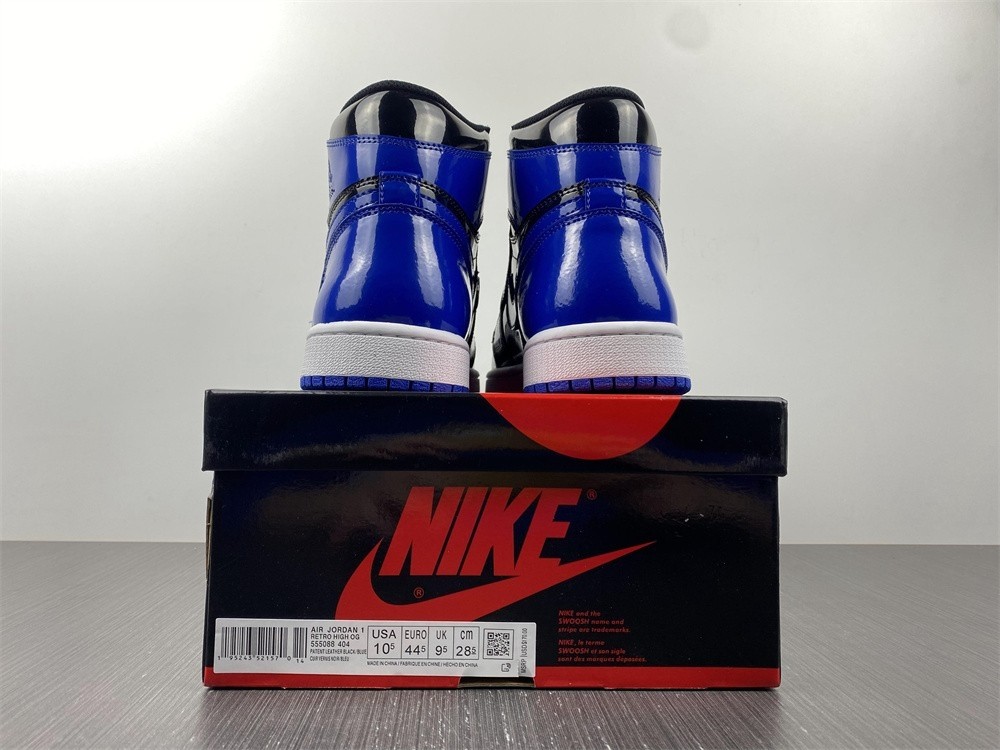 Air Jordan 1 Retro High OG 555088-404