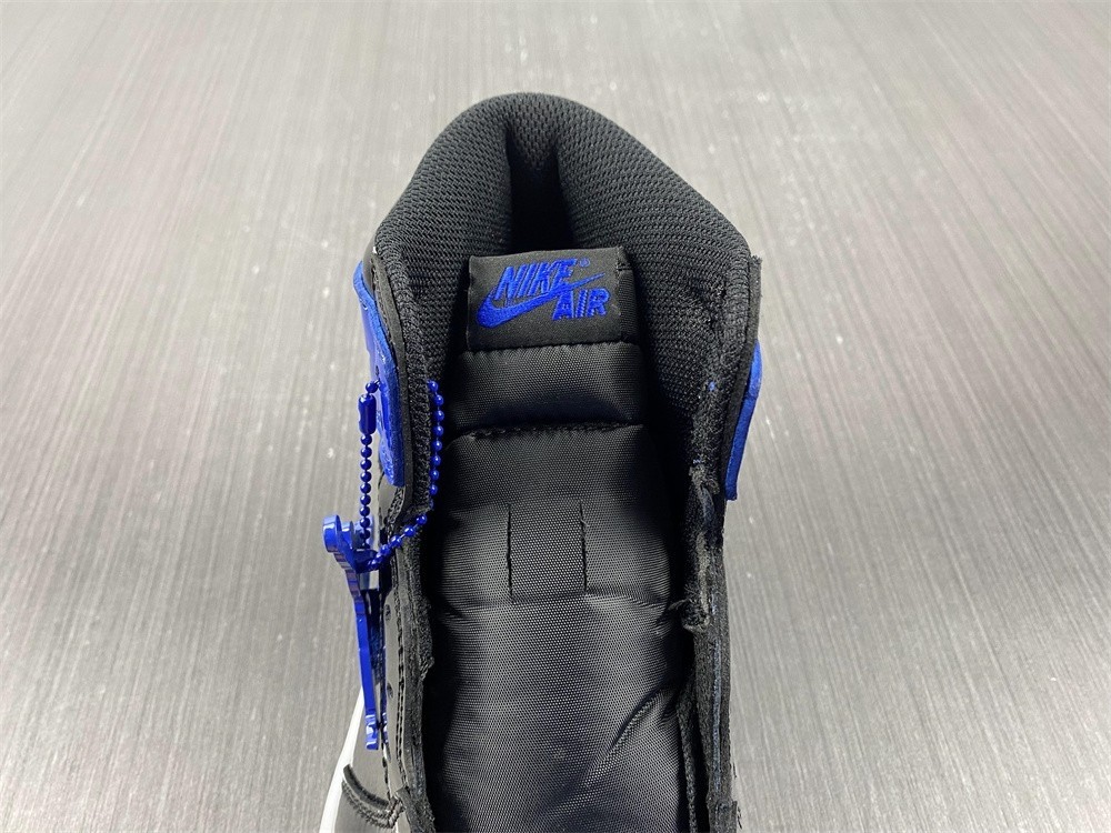 Air Jordan 1 Retro High OG 555088-404