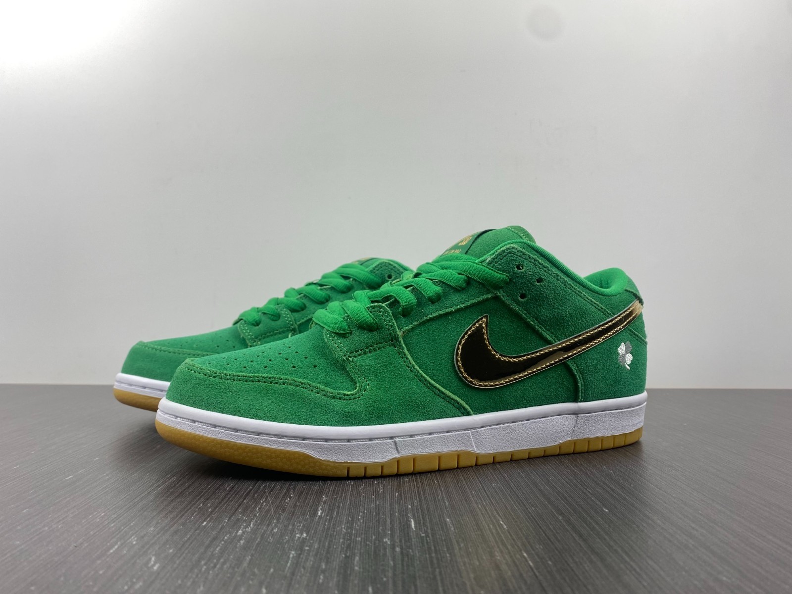 Nike SB Dunk Low St. Patrick