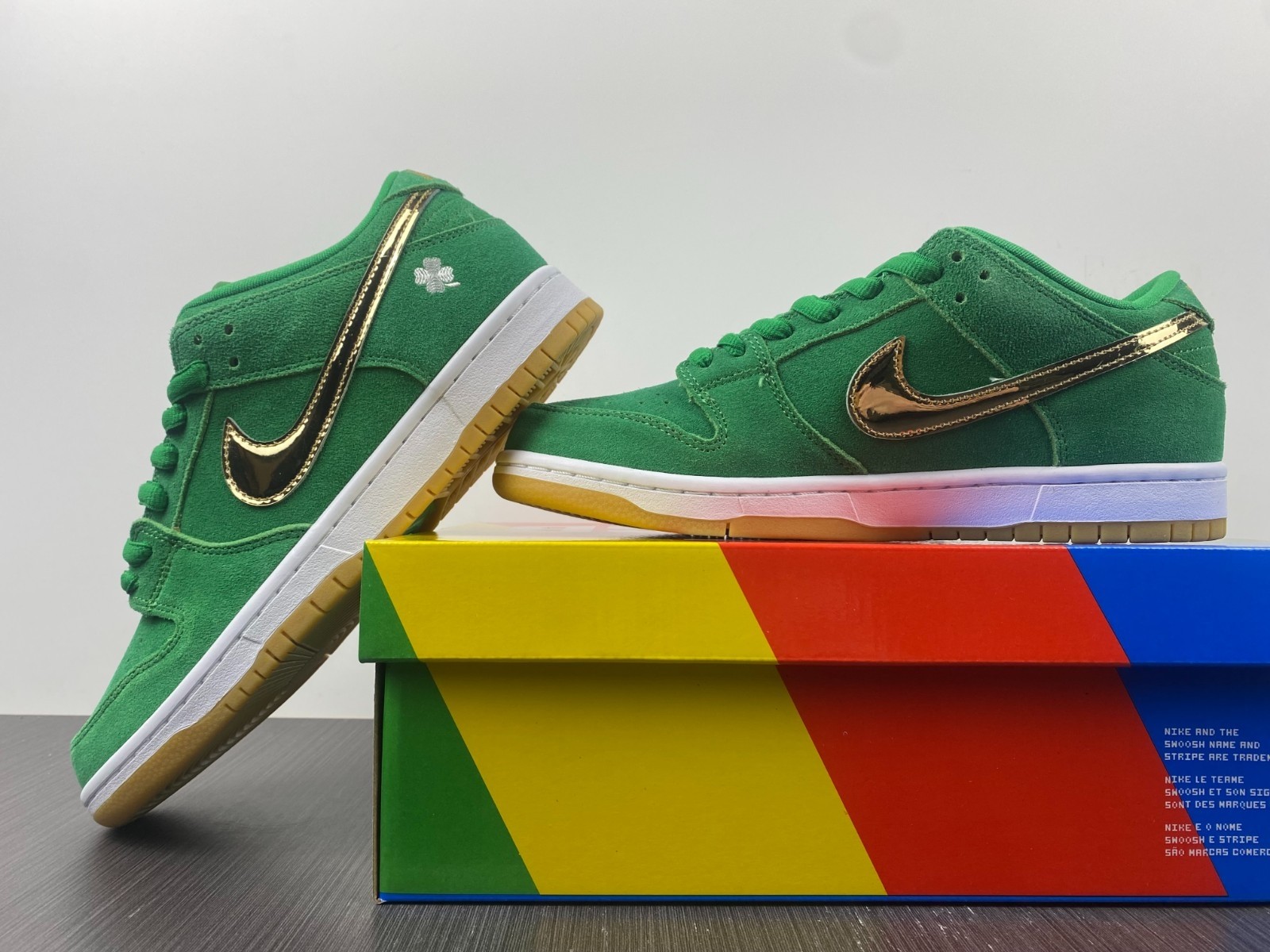 Nike SB Dunk Low St. Patrick