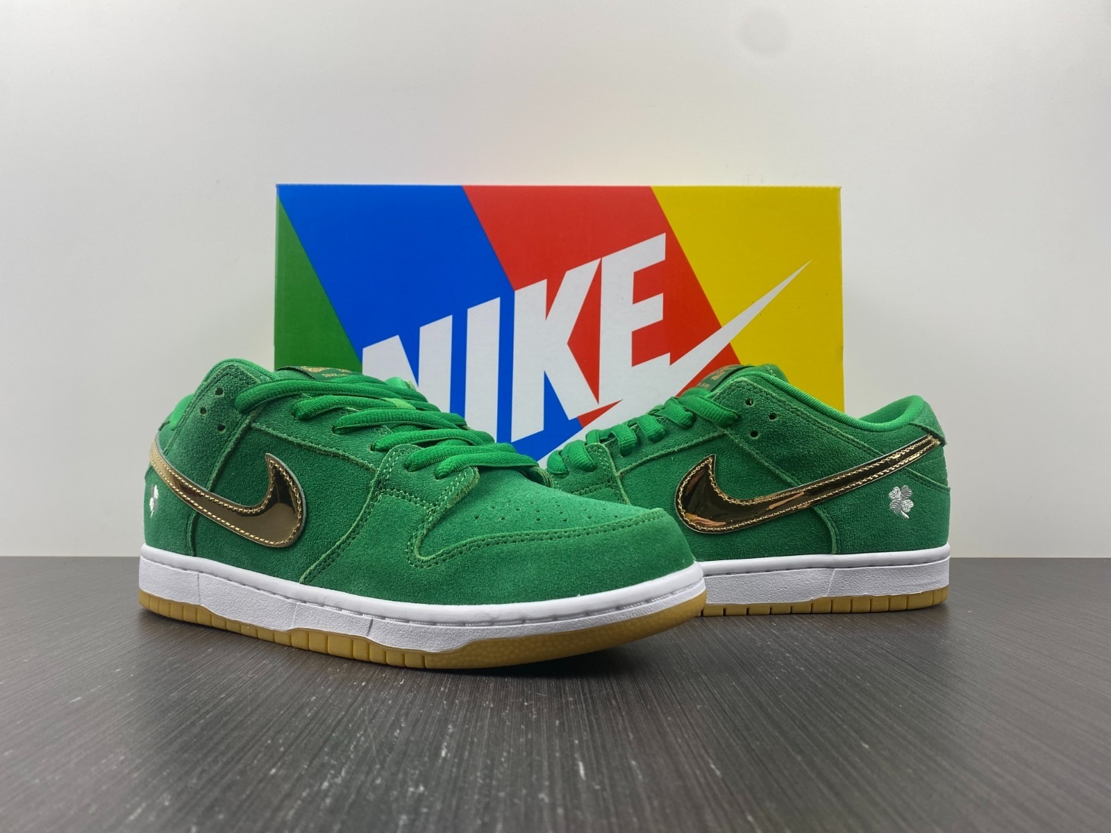 Nike SB Dunk Low St. Patrick