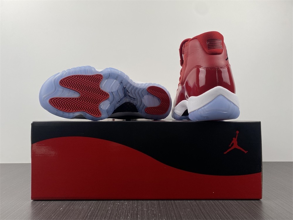 Air Jordan 11 Retro“Gym Red” 378037-623