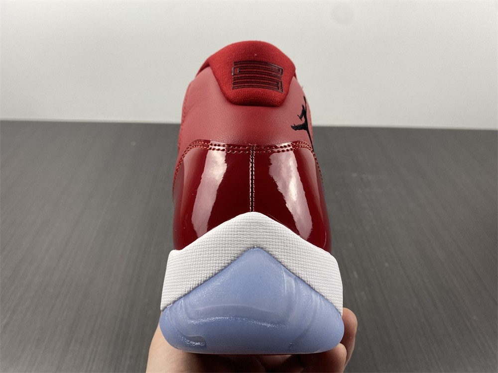 Air Jordan 11 Retro“Gym Red” 378037-623
