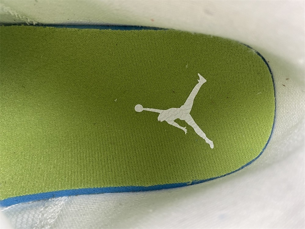 Air Jordan 1 Mid SE GS Pastel Grind DJ0338-100