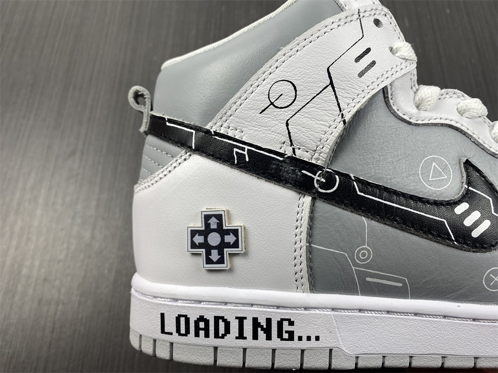 Nike Dunk Hi SP "Pure Platinum" (M) CZ8149-101