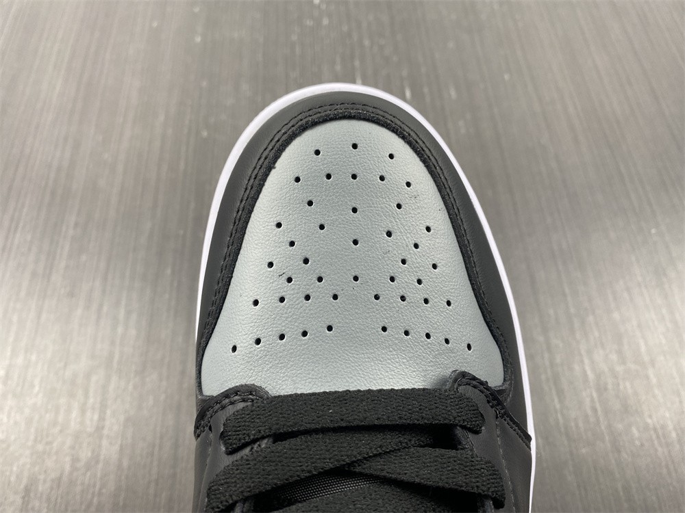 Air Jordan 1 Mid WMNS "Black/Grey" BQ6472-007