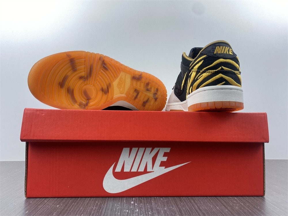 Nike Dunk Low CNY Year of the Tiger (GS) DQ5351-001