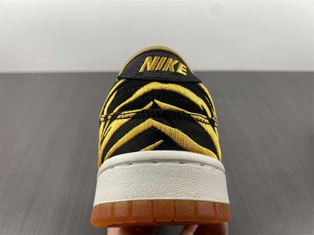 Nike Dunk Low CNY Year of the Tiger (GS) DQ5351-001