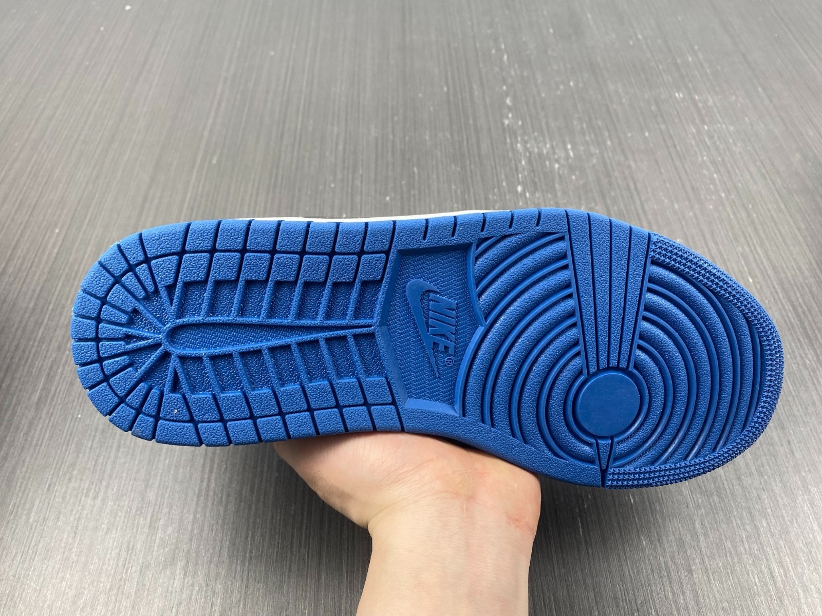 Air Jordan 1 Low SE True Blue - DM1199-140