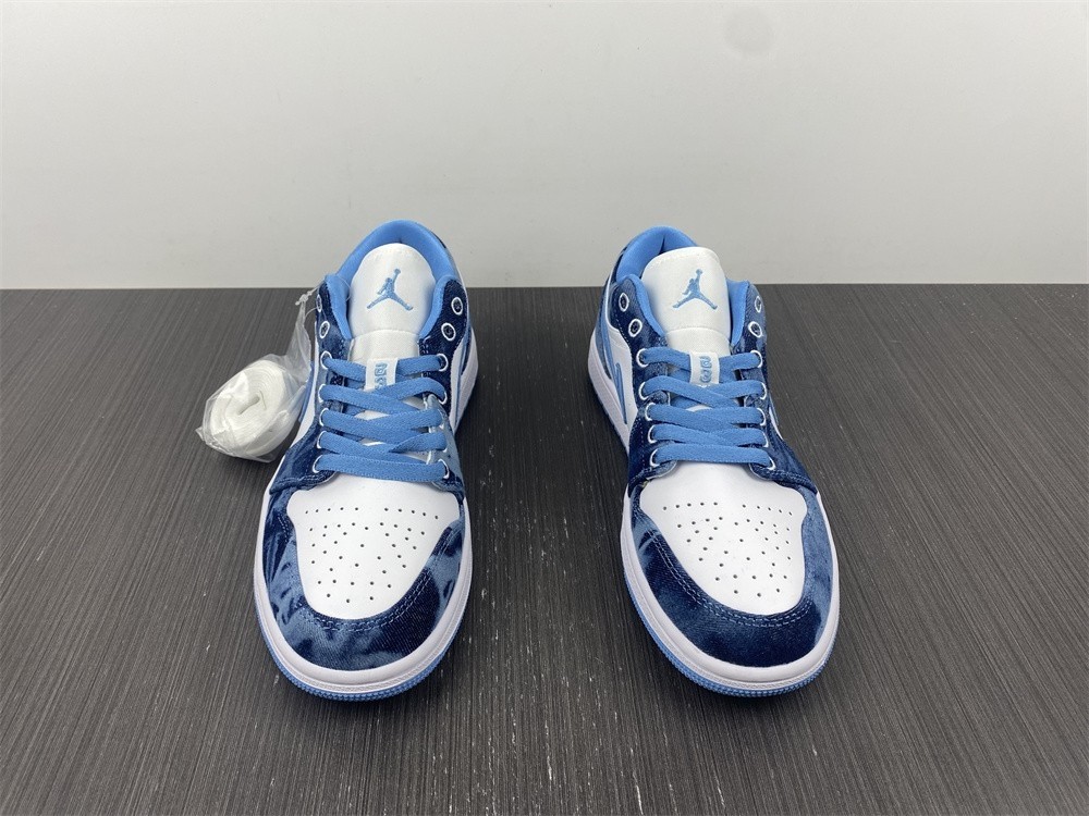Air Jordan 1 Low Washed Denim (GS) - DM8947-100