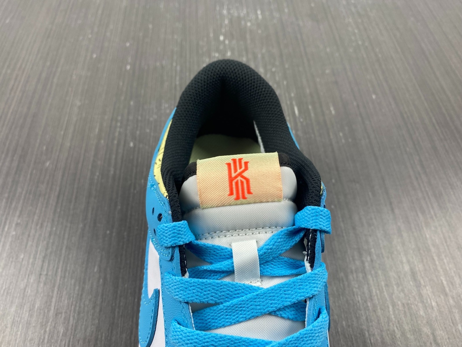 Nike Dunk Low Kyrie Irving Baltic Blue DN4179-400