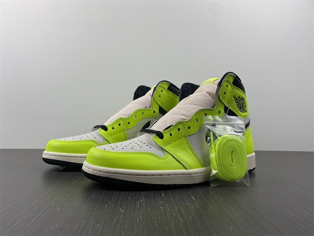 Air Jordan 1 High OG "Visionaire" 555088-702