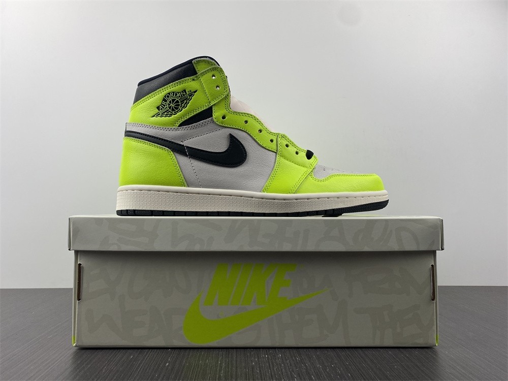Air Jordan 1 High OG "Visionaire" 555088-702