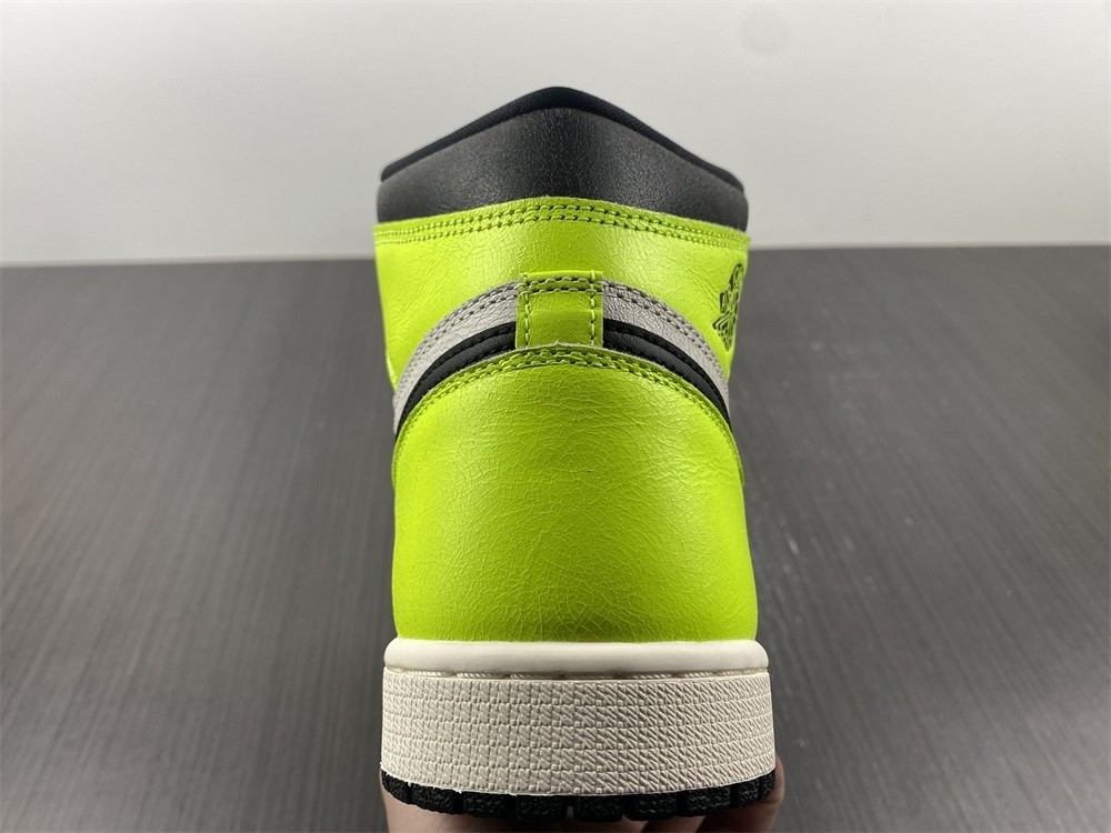 Air Jordan 1 High OG "Visionaire" 555088-702