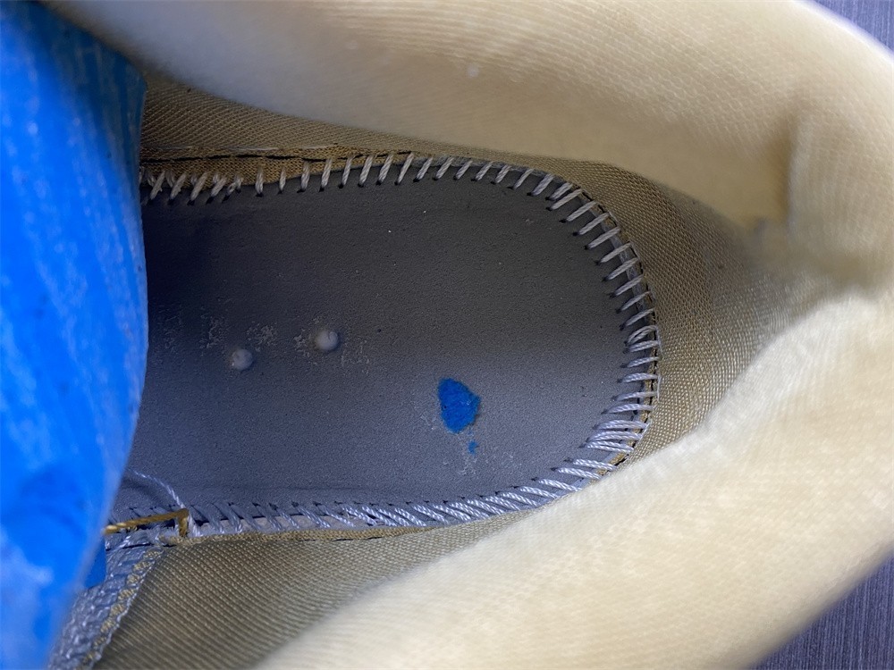 Air Jordan 1 Low Beaded Swoosh DV1762-001