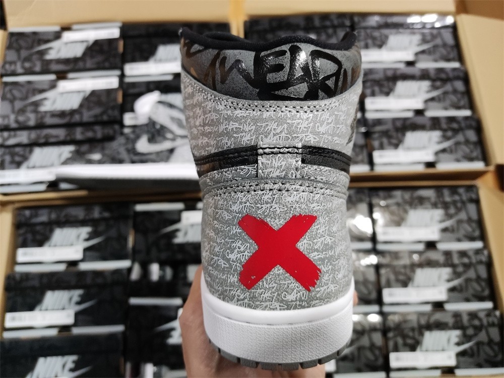 Air Jordan 1 Rebellionaire Banned 555088-036