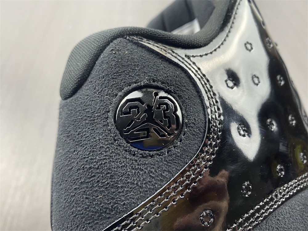 Air Jordan 13 Retro Cap and Gown - 414571-012
