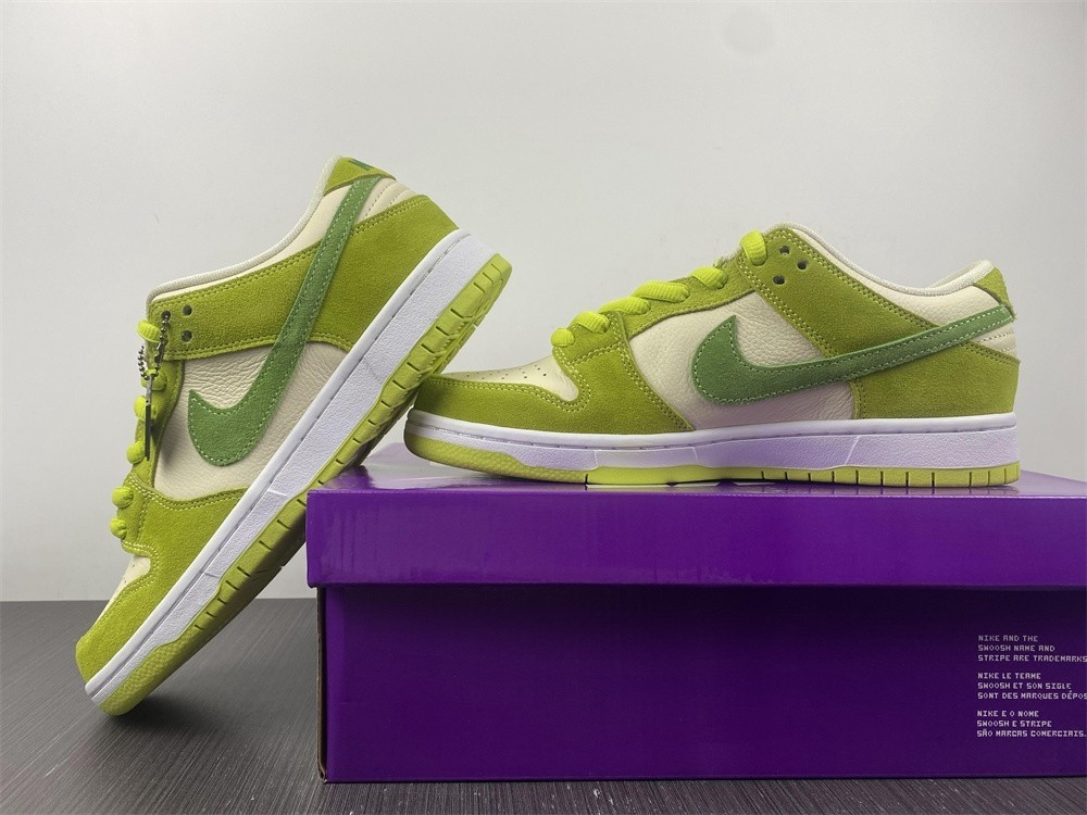 Nike SB Dunk Low Green Apple - DM0807-300