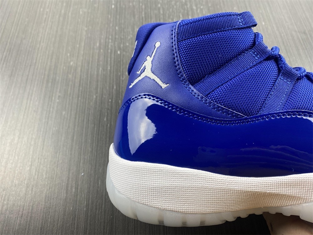 Air Jordan 11 retro high Midnight NAVY white AT7802-115