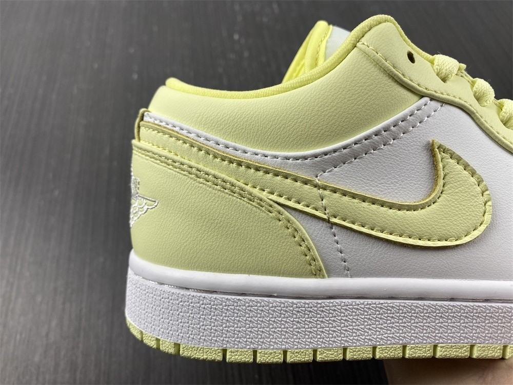 Air Jordan 1 Low "White/Lemonade" DC0774-007