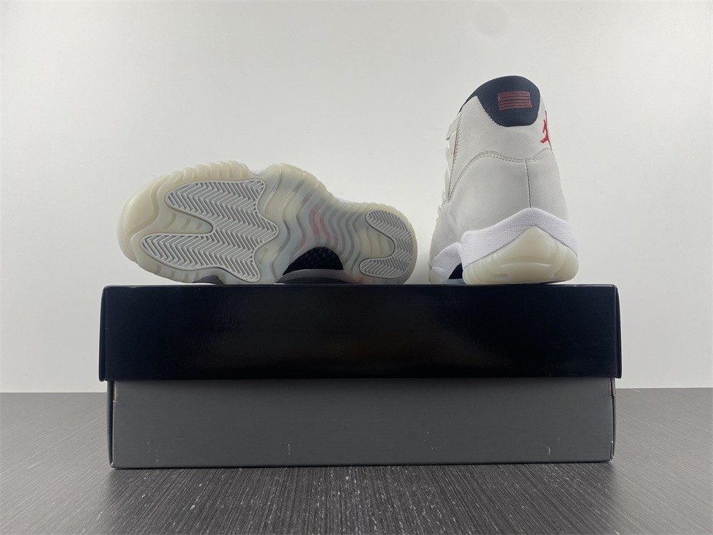 Air Jordan 11 Platinum Tint 378037-016