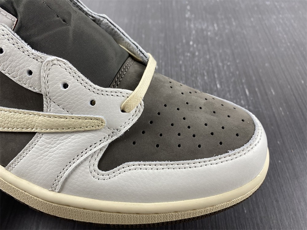 TRAVIS SCOTT X AIR JORDAN 1 LOW OG “REVERSE MOCHA” DM7866-162