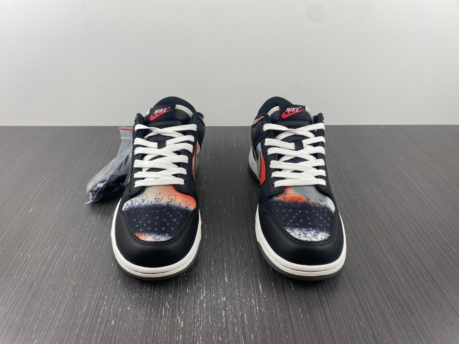 Nike Dunk Low Graffiti Black Red - DM0108-001