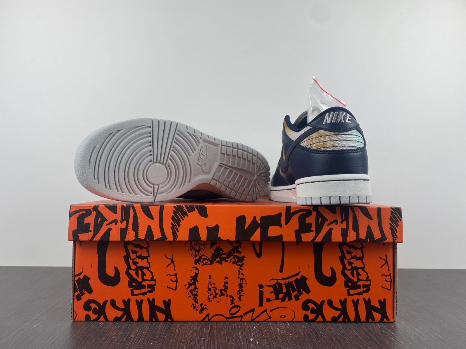 Nike Dunk Low Graffiti Navy - DM0108-400