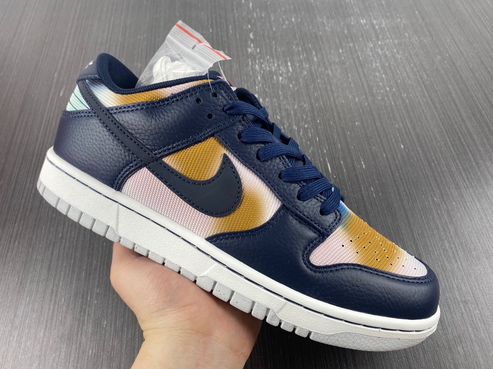 Nike Dunk Low Graffiti Navy - DM0108-400