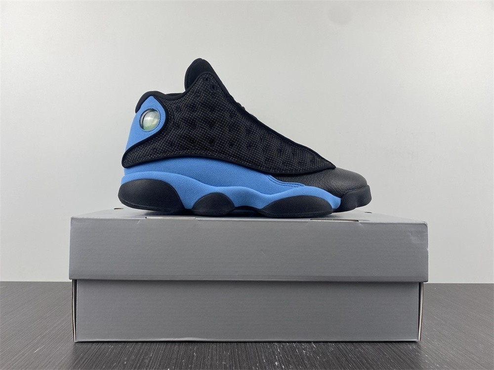 Air Jordan 13 Retro “UNC” DJ5982-041
