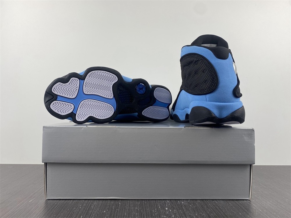 Air Jordan 13 Retro “UNC” DJ5982-041